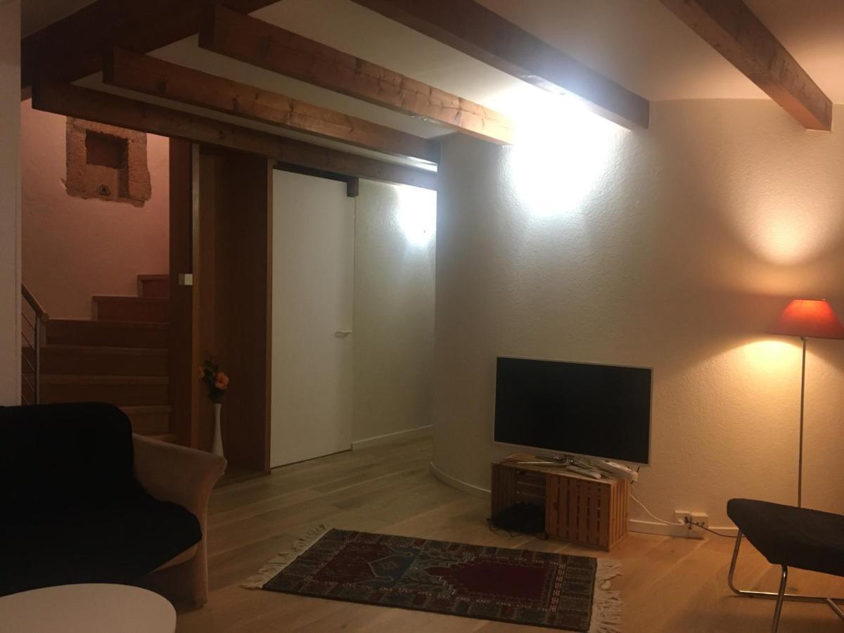 Charmante Maison Villageoise 5 Personnes Happyday Neuchatel Saint-Blaise Eksteriør billede